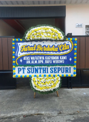 Papan Bunga Duka di Gunungkencana