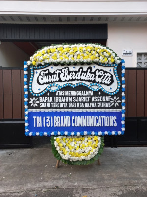 Papan Bunga Duka di Gunungkencana